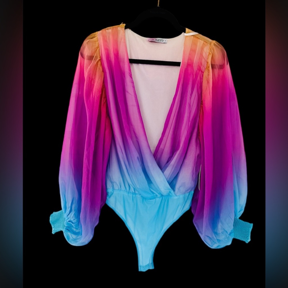 Dressy open front Chiffon bodysuit. Definite Wardrobe Staple. Super stylish SzS